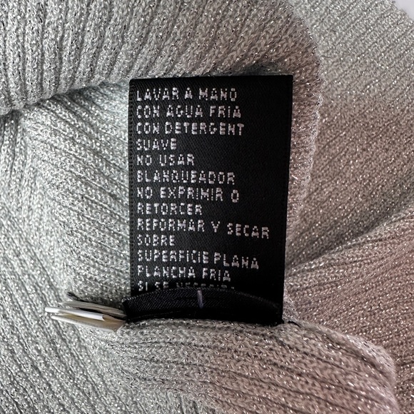 August Silk Metallic Gray Knit Top Women’s Sz Large Beaded V Neck 3/4 Sleeve - Picture 5 of 8